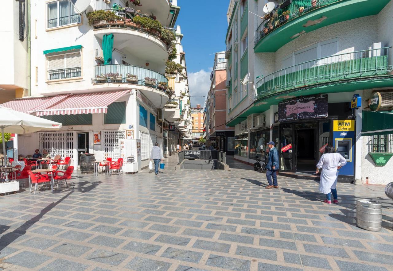 Luminoso Y Moderno Estudio Plaza Andalucia Torremolinos Bagian luar foto