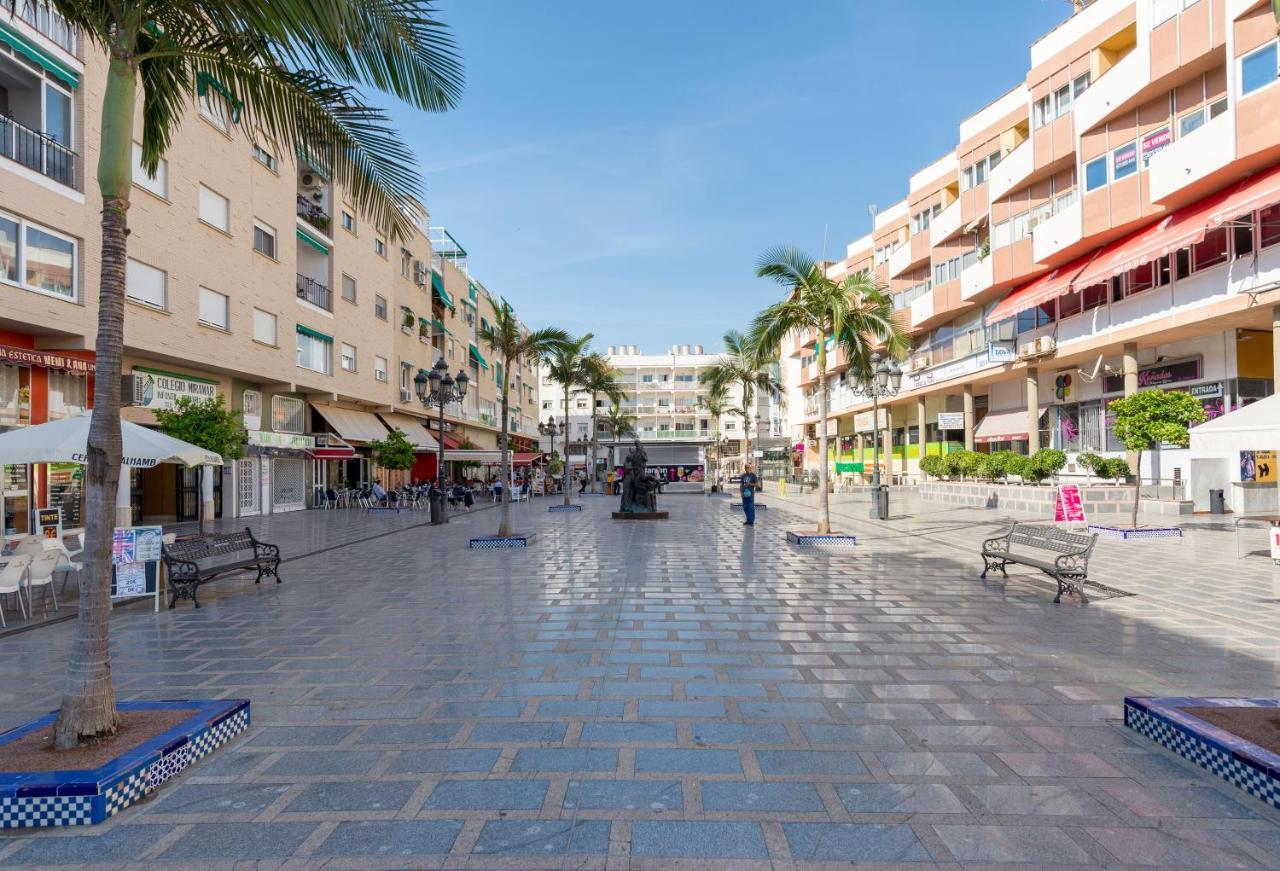 Luminoso Y Moderno Estudio Plaza Andalucia Torremolinos Bagian luar foto